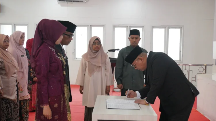 Pelantikan ASN, Wali Kota Padang Panjang Ingatkan Integritas