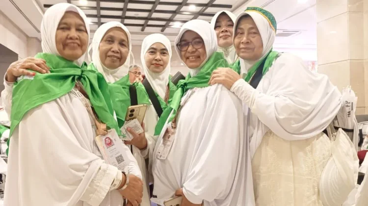 Jemaah Padang Panjang Jalani Rangkaian Puncak Ibadah Haji