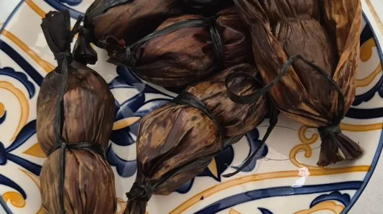 Kuliner Istimewa  =saat Idul Adha, Lamang Tungkek di Sawahlunto