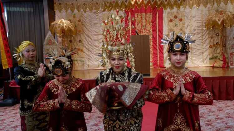 Sanggar Harimau Dahan Padang Pariaman Tampil di Festival Budaya Minang di Tokyo