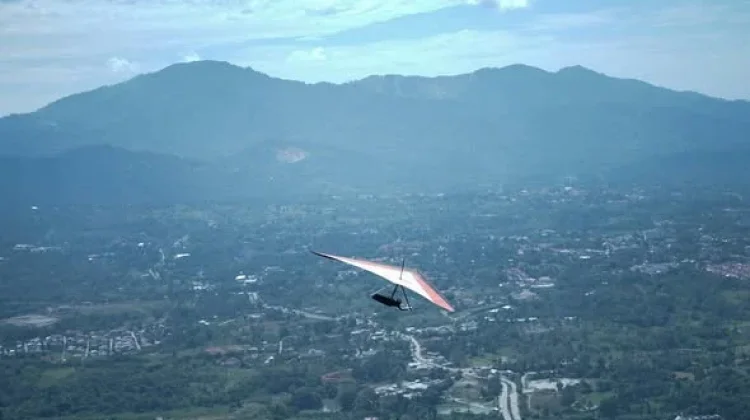 Kejurda Paralayang, Wali Kota Solok Dorong Sport Tourism