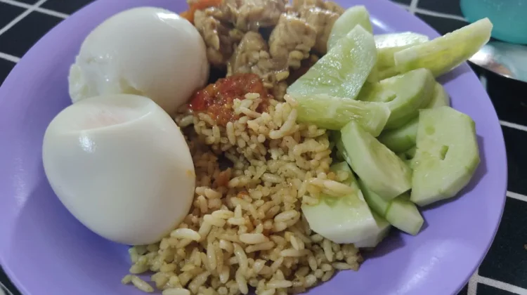 Rahasia Lezat Nasi Uduk Rumahan Favorit Banyak Orang