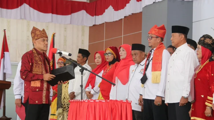 Ketua LAKAM Sumbar Lantik DPD LAKAM Kabupaten Agam Periode 2026–2031