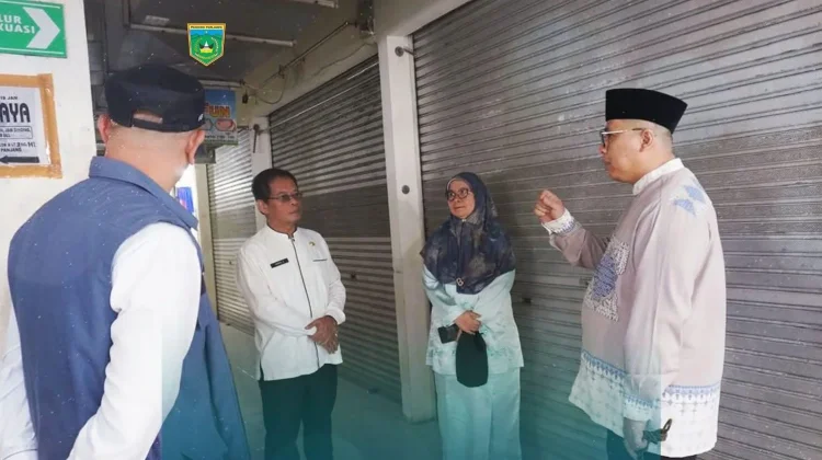 Wali Kota Padang Panjang Soroti Toko yang Tak Beroperasi di Pasar Pusat