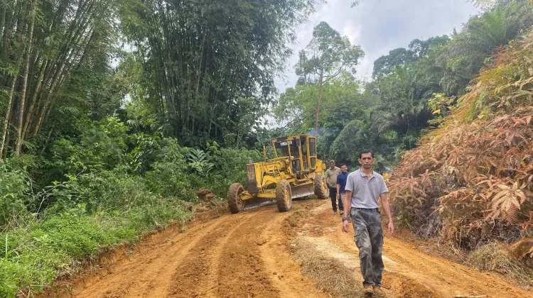Pemkab Pasaman Barat Buka Akses Rura Patontang