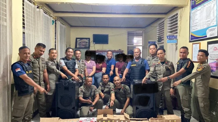 Satpol PP Pesisir Selatan Amankan Puluhan Botol Minuman Beralkohol