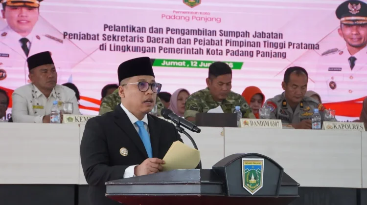 Pelantikan Pimpinan Tinggi Pratama, Padang Panjang Perkuat Jajaran Birokrasi
