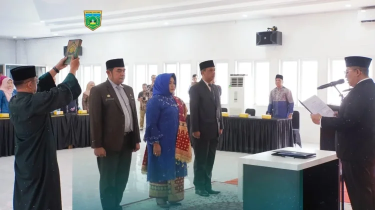 Wako Hendri Lantik Pj Sekdako, Kepala BPBD Kesbangpol dan Kasat Pol PP Damkar