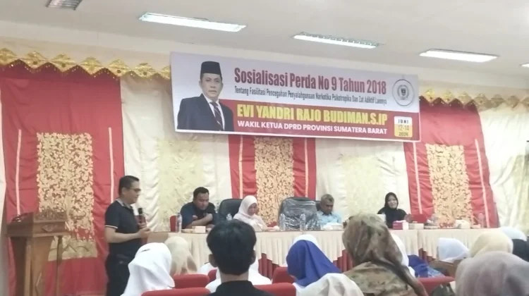 Sosialisasi Perda Narkoba, Evi Yandri Tekankan Peran Masyarakat