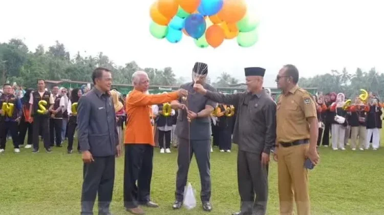 Pemkab Sijunjung Lepas 281 Petugas Sensus Ekonomi 2026