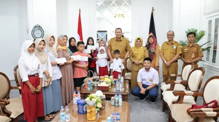 Yota Balad Salurkan Bantuan bagi Korban Kebakaran dan Pohon Tumbang