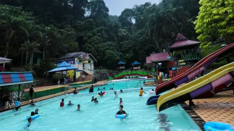 Pemerintah Kota Genjot Kunjungan ke Waterboom Sawahlunto Sambut Libur Sekolah