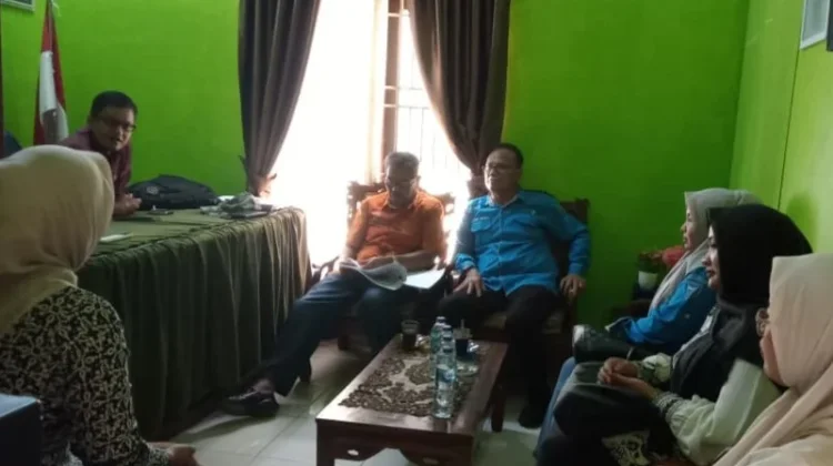 Ukur Kesiapan Literasi, Dinas Perpustakaan Pessel Nilai Dua Pustaka Nagari