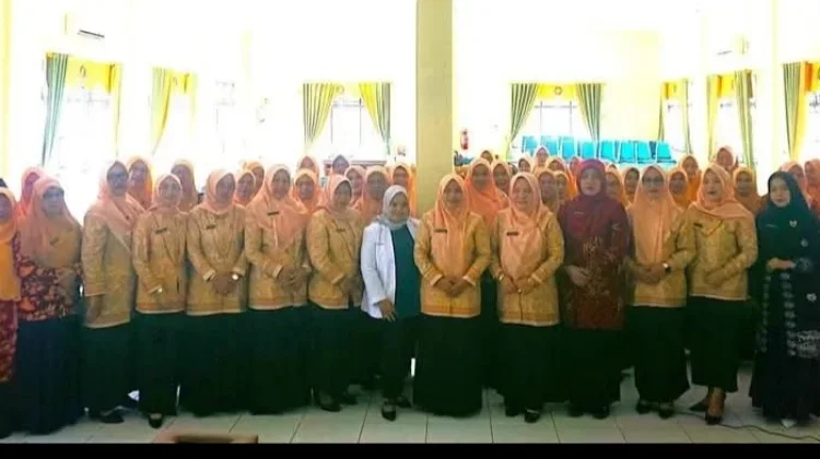 Disiplin Anggota Jadi Sorotan Pertemuan Bulanan DWP Pasbar