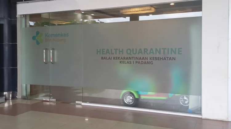 Bawa Lansia atau Orang Sakit Terbang? Ini Cara Mengajukan Layanan Kursi Roda di BIM