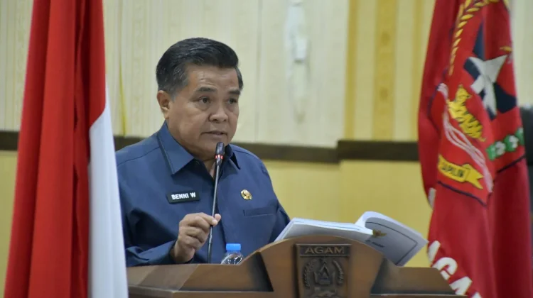 Bupati Agam Sampaikan Nota Jawaban Ranperda Pertanggungjawaban APBD 2025