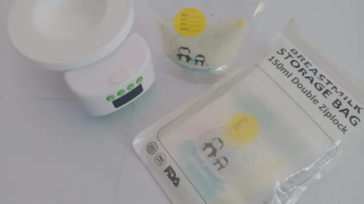 Jangan Sembarangan Memilih Plastik Penyimpan ASI Bayi