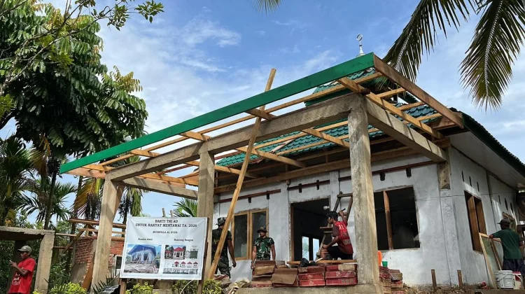 Gema Azan di Bukit Pamewa, Sentuhan Kasih TNI AD lewat Rumah Ibadah