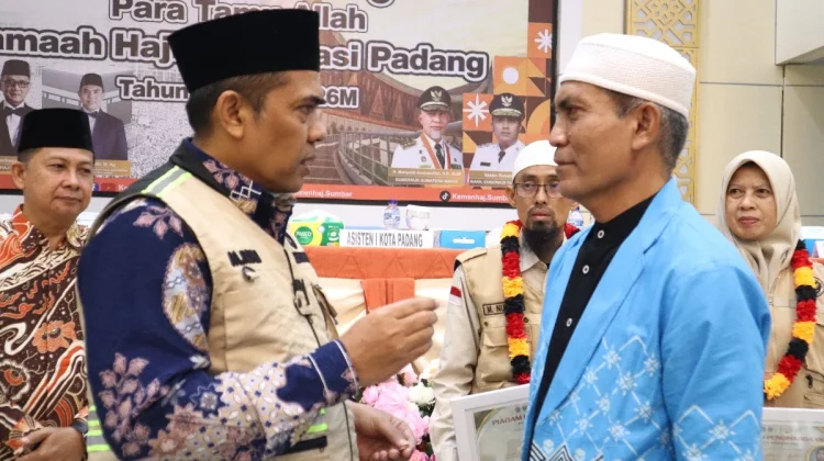 Jemaah Haji Terdampak Bencana di Sumbar Terima Bantuan dari Uni Emirat Arab