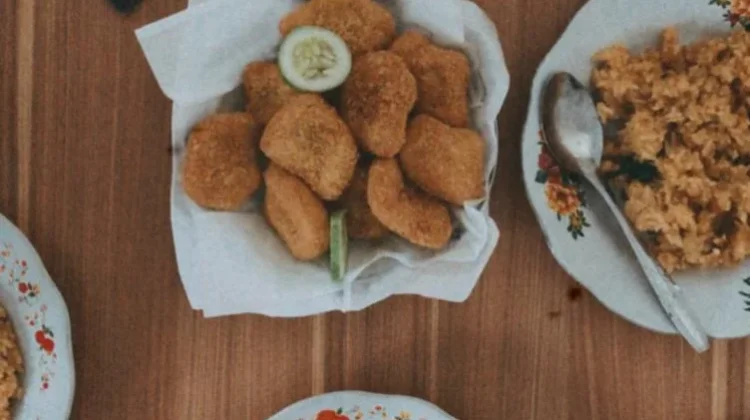 Efek Makanan Pedas dan Berminyak bagi Tubuh