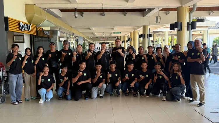 KONI Sumbar Lepas 29 Atlet PASI ke Kejurnas Atletik Junior 2026
