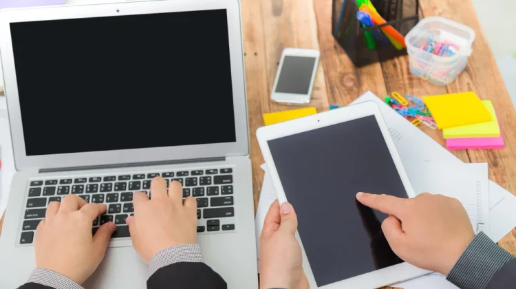 Memilih Bekerja dengan Laptop atau Tablet