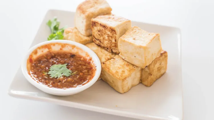 Manfaat Tersembunyi Mengonsumsi Tahu