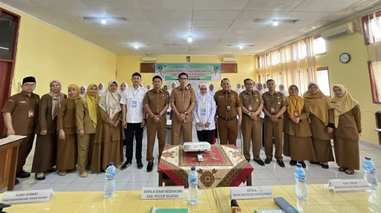 Dinkes Pesisir Selatan Bekali Nakes Teknik Rawat Lansia Mandiri