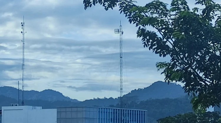 Manfaat Penangkal Petir bagi Bangunan Komersial dan Industri