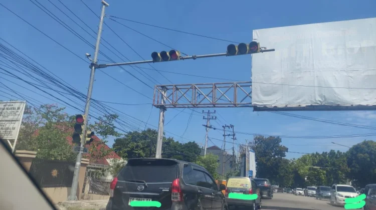 Fungsi dan Manfaat Rambu-rambu Lalu Lintas yang Disepelekan