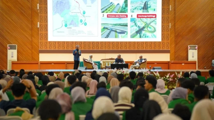 Unand Lepas 1.833 Mahasiswa KKN Bangun Nagari Bersama