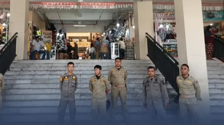 Satpol PP Padang Perketat Pengawasan Kawasan Pasar Raya Berkelanjutan