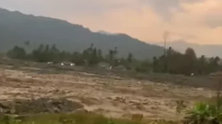 Banjir di Tanjung Raya Surut, Warga Kembali ke Rumah