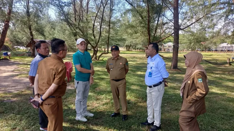 CEO PT El John Indonesia Minat Investasi di Pantai Tiram Padang Pariaman