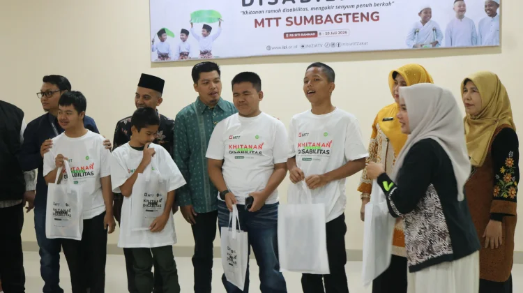 Khitan Massal Disabilitas Perluas Akses Layanan Kesehatan Inklusif di Padang