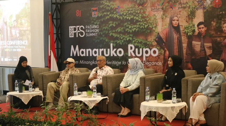 Padang Fashion Summit 2026 Siap Angkat Wastra Minang ke Panggung Dunia
