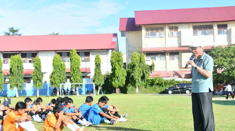 Turnamen PSTS Tabing Jadi Ajang Pembinaan Pesepak Bola Muda Sumbar