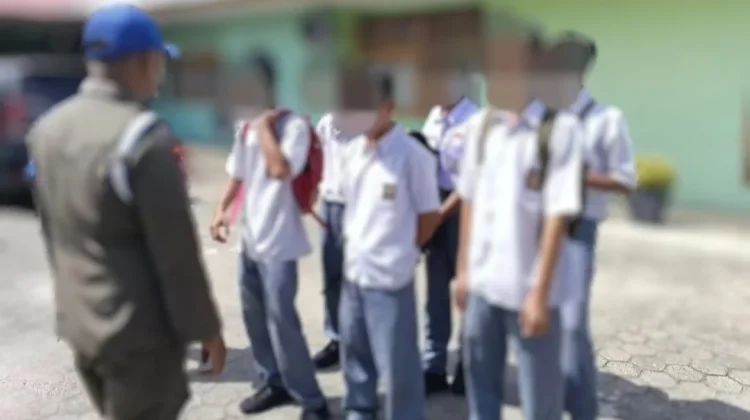 Pelajar Diamankan saat Cabut MPLS di Padang
