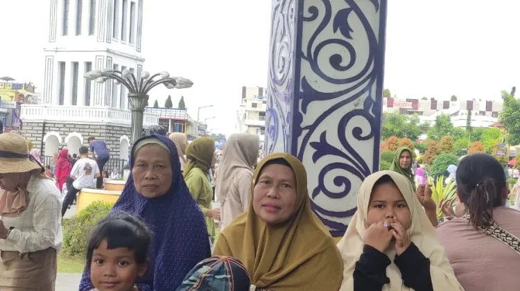 Tips Liburan Hemat Bersama Keluarga