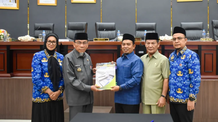 Target PAD Rp1,1 Triliun Warnai Rancangan APBD Kota Padang 2027