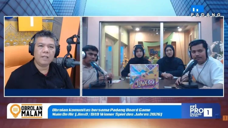 Keseruan Komunitas Padang Board Game Main JinxO di Obrolan Komunitas RRI Padang