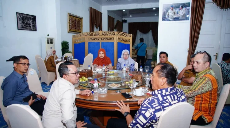 Bupati Eka Putra Terima Tim Asistensi Kemendagri di Indojolito