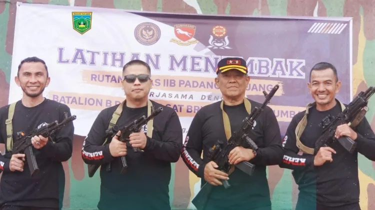 Kakanwil Ditjenpas Sumbar Ikuti Latihan Menembak Perkuat Sinergi Antarinstansi