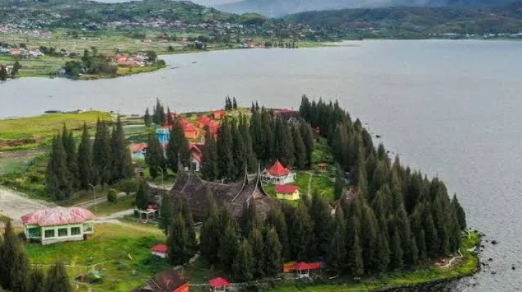 Alahan Panjang, Pesona Negeri Dingin tanpa Salju yang Selalu Memikat Wisatawan