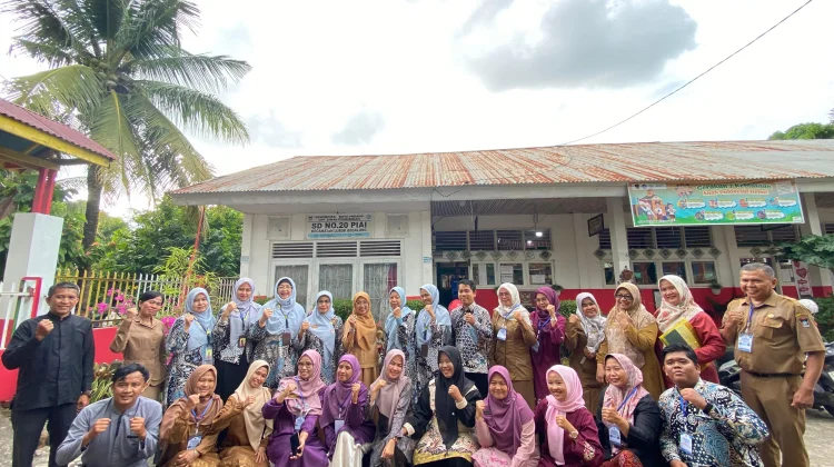 Tim PKM PGSD FIP UNP Dorong Transformasi Digital Pembelajaran melalui Pelatihan
