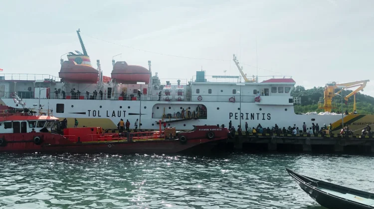 Cuaca Buruk, Sejumlah Penyeberangan menuju Kepulauan Mentawai Dibatalkan