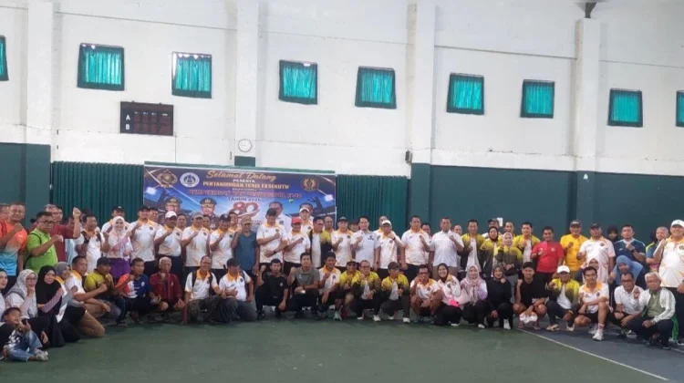 Kapolda Sumbar Buka Turnamen Tenis Eksekutif HUT Bhayangkara