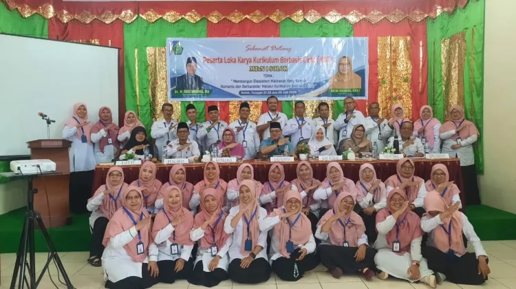 MTsN 1 Solok Perkuat Kurikulum Berbasis Cinta lewat Lokakarya