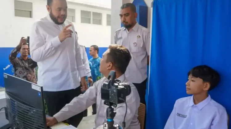 Wali Kota Padang Luncurkan Layanan Jemput Bola KIA Sekolah