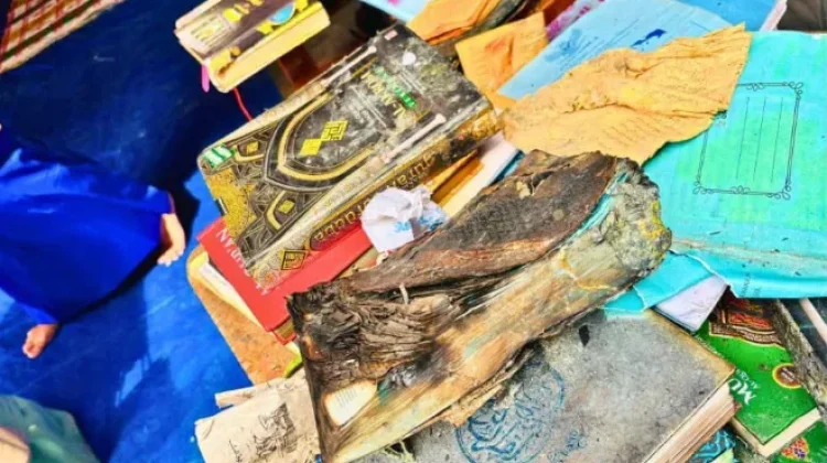 Kemenag Sumbar Salurkan Bantuan untuk Ponpes yang Terbakar di Padang Pariaman